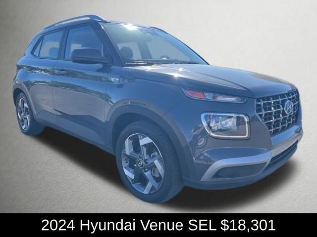 Used 2024 Hyundai Venue SEL image 7