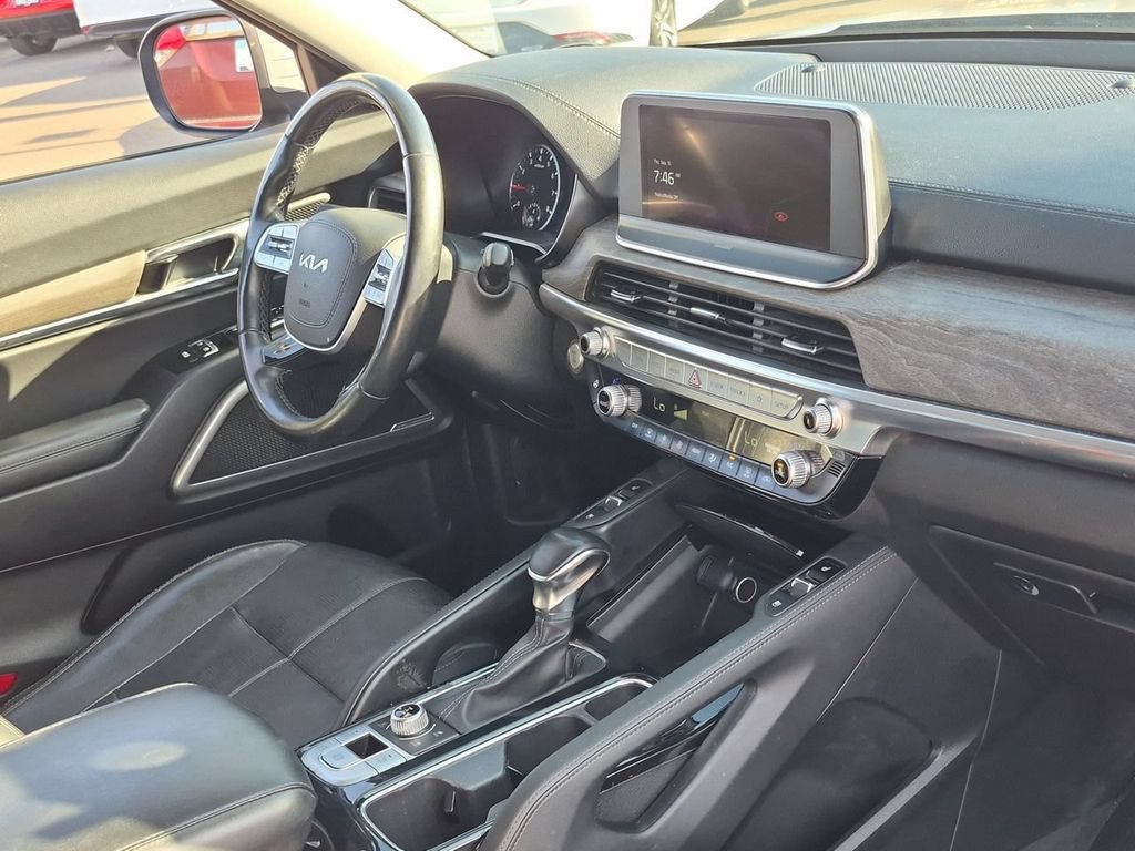 Certified 2022 Kia Telluride EX w/ EX Premium Package AWD/4WD image 30