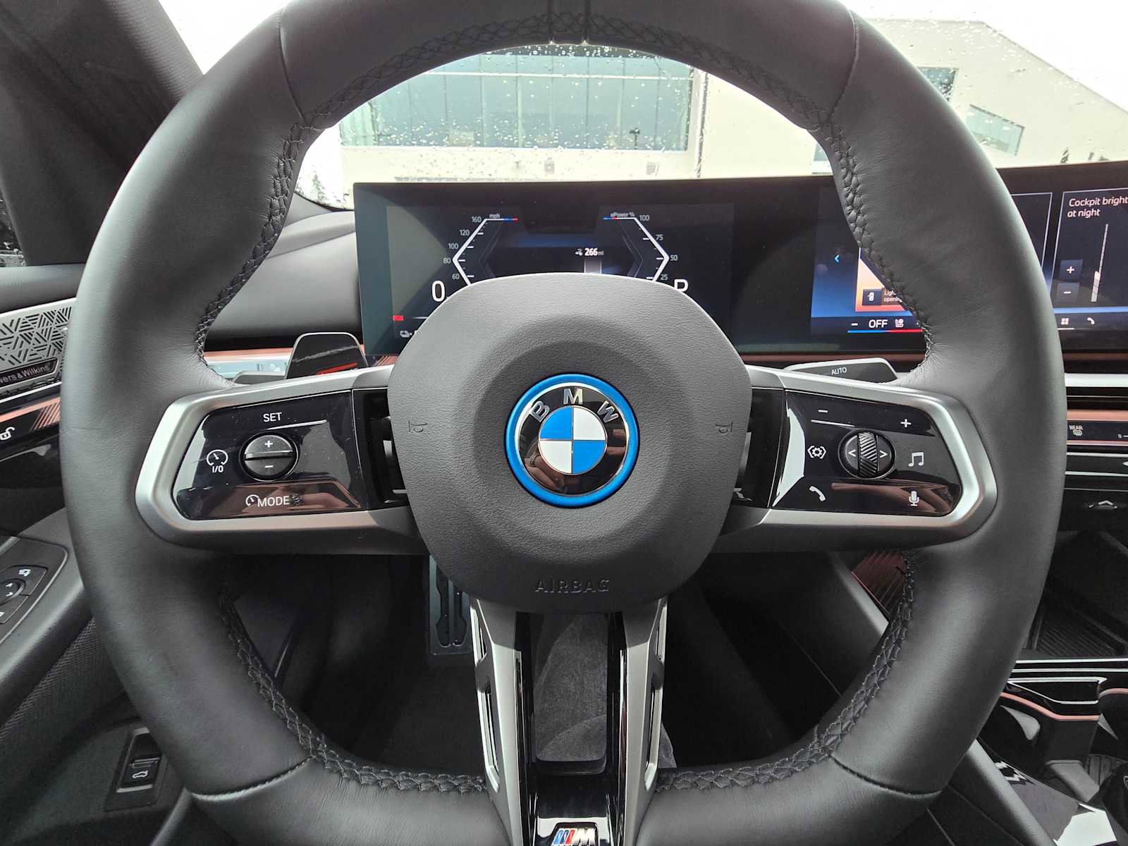 Used 2024 BMW i5 eDrive40i w/ M Sport Package image 25