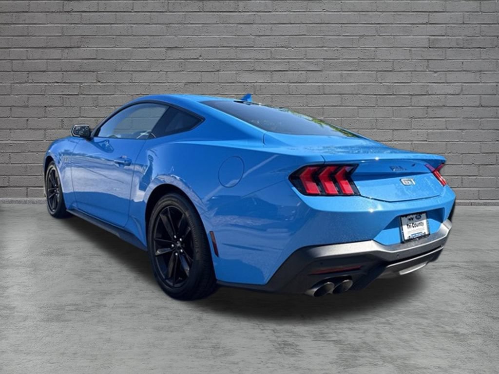Used 2024 Ford Mustang GT RWD image 5