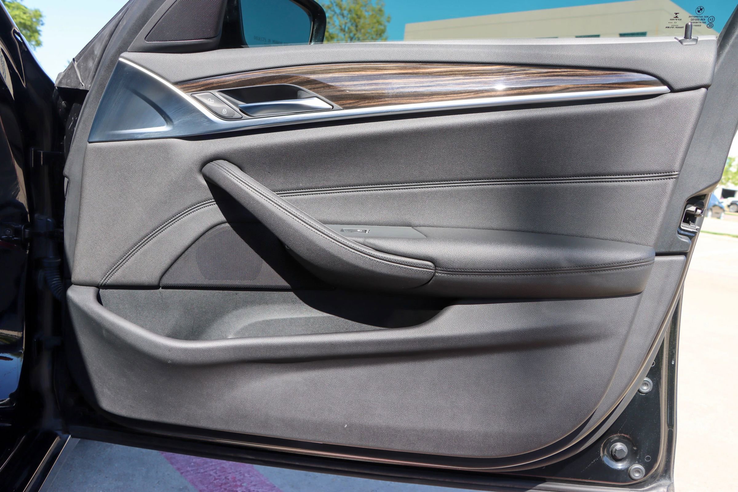 Used 2018 BMW 530e image 10