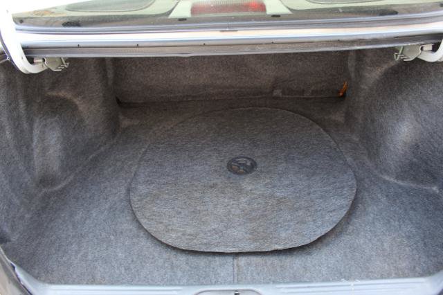 Used 2001 Chevrolet Malibu V6 FWD image 16