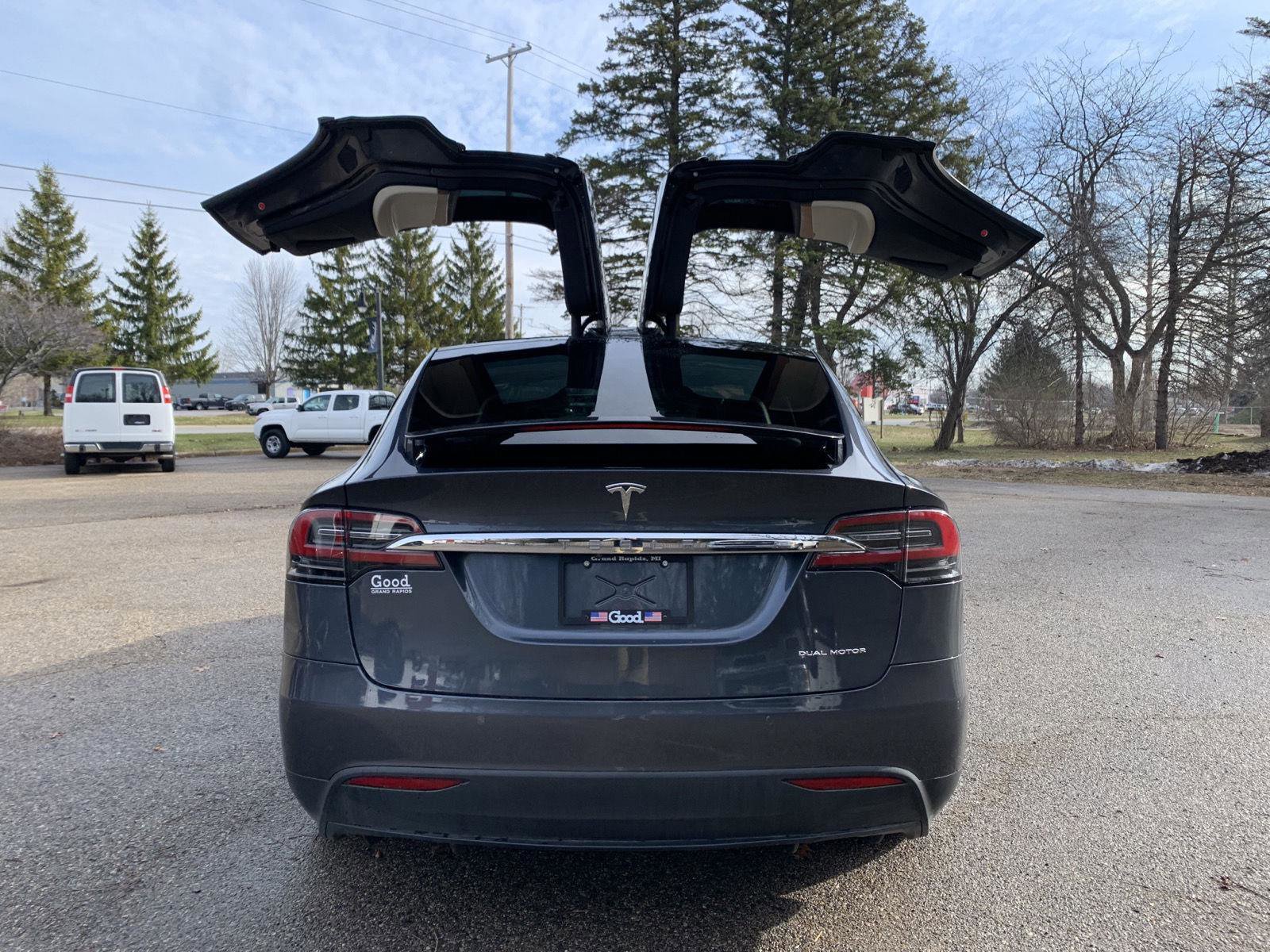 Used 2019 Tesla Model X Long Range AWD/4WD image 6