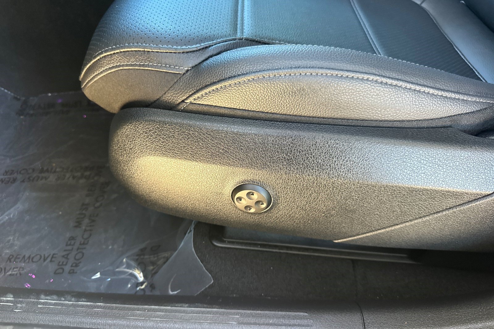 Certified 2025 Mercedes-Benz GLC 350e 4MATIC image 15