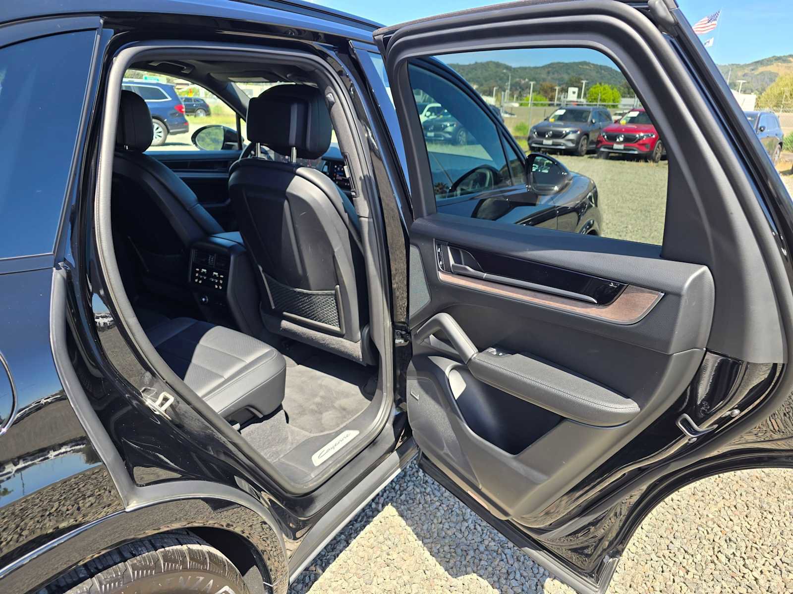 Used 2024 Porsche Cayenne S AWD/4WD image 14