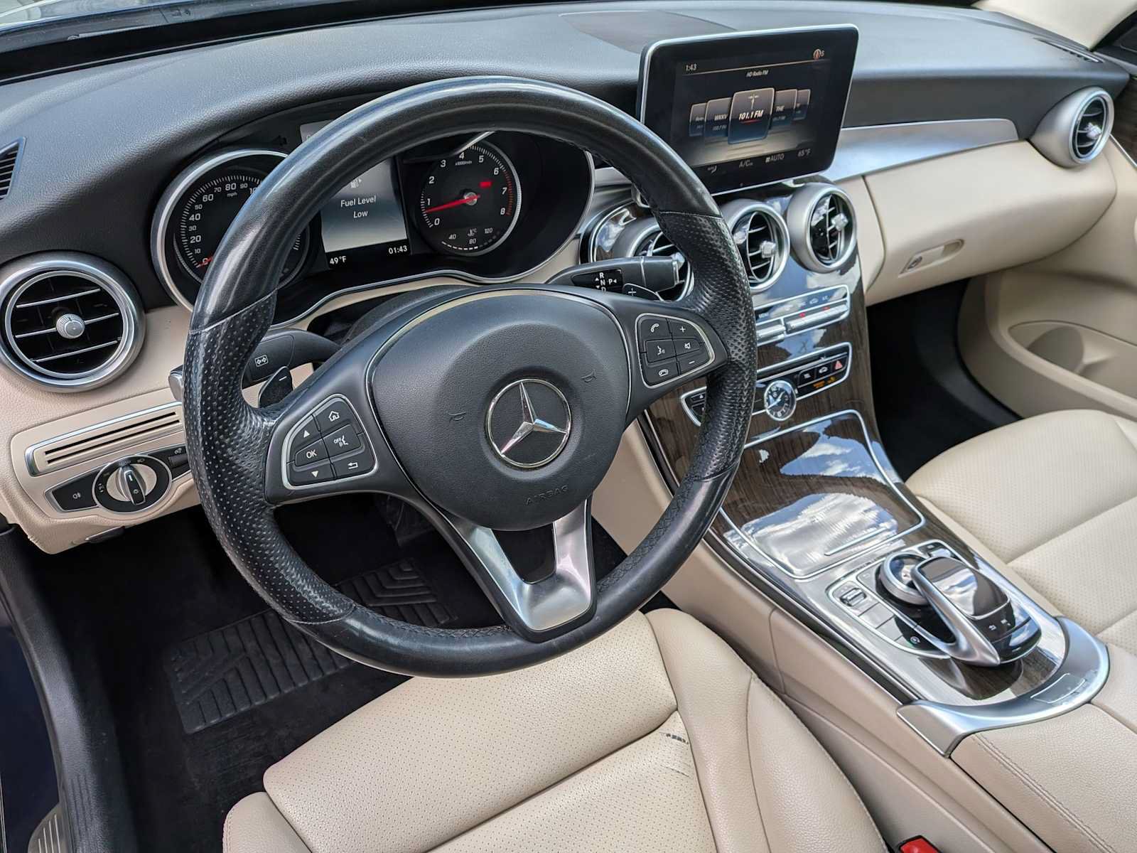 Used 2017 Mercedes-Benz C 300 4MATIC Sedan image 20