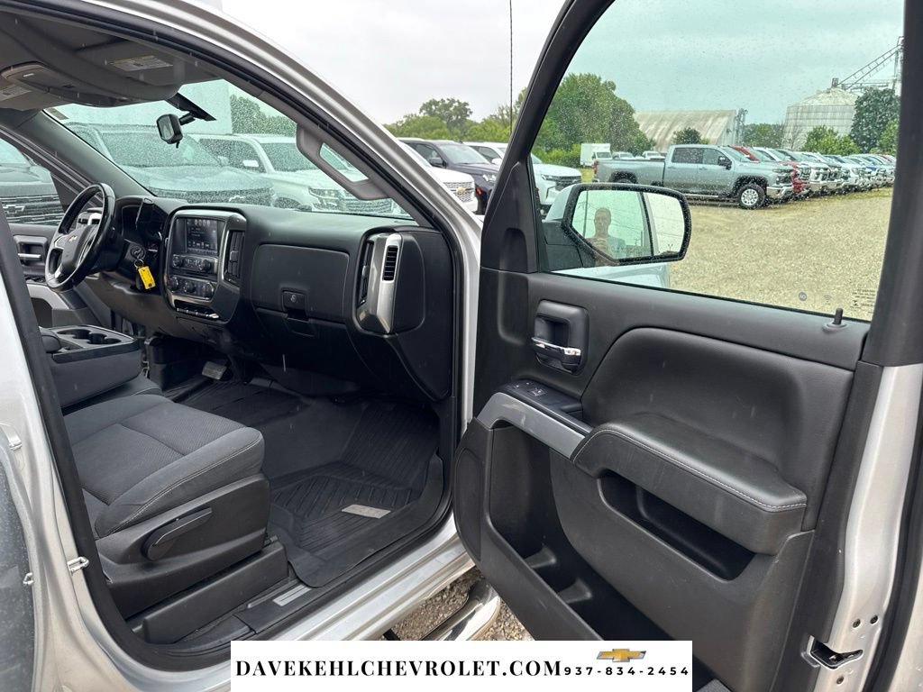 Used 2018 Chevrolet Silverado 1500 LT w/ All Star Edition AWD/4WD image 25
