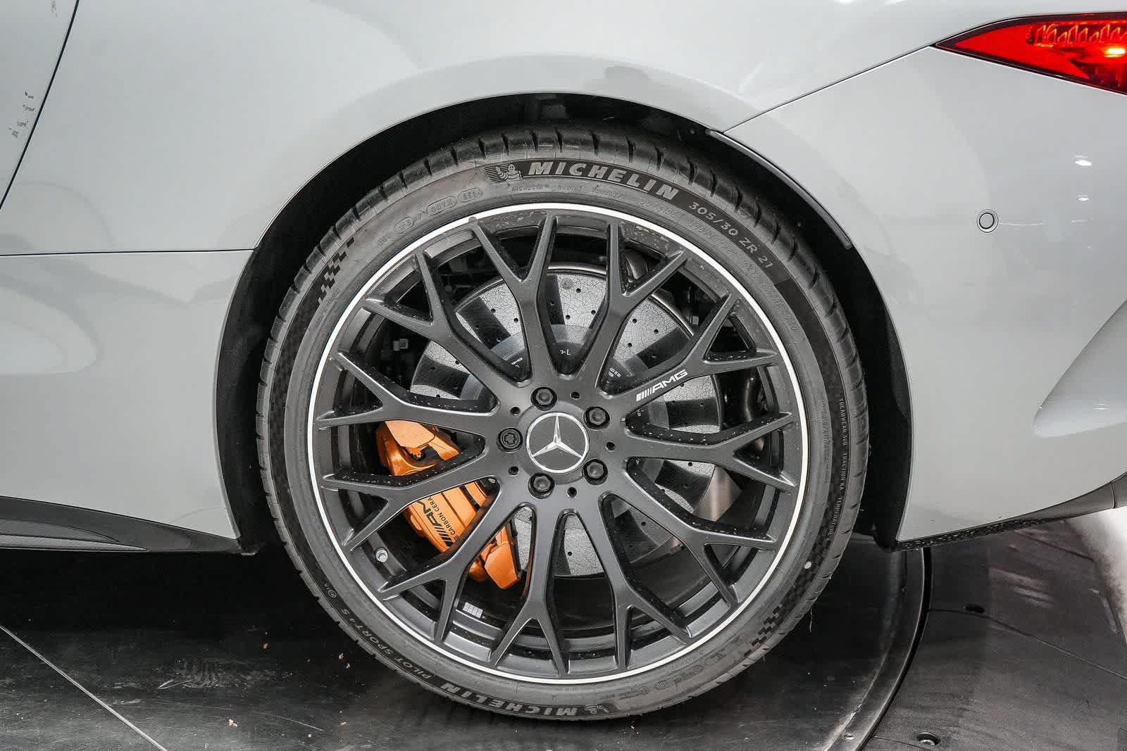 New 2025 Mercedes-Benz SL 63 AMG S e Performance 4MATIC image 24