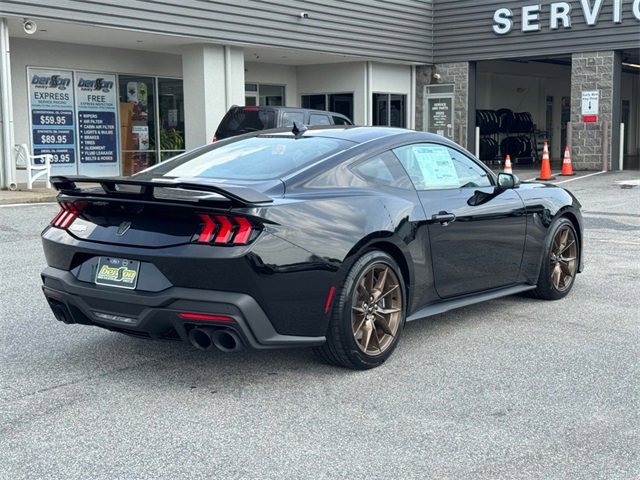 New 2025 Ford Mustang Dark Horse image 3