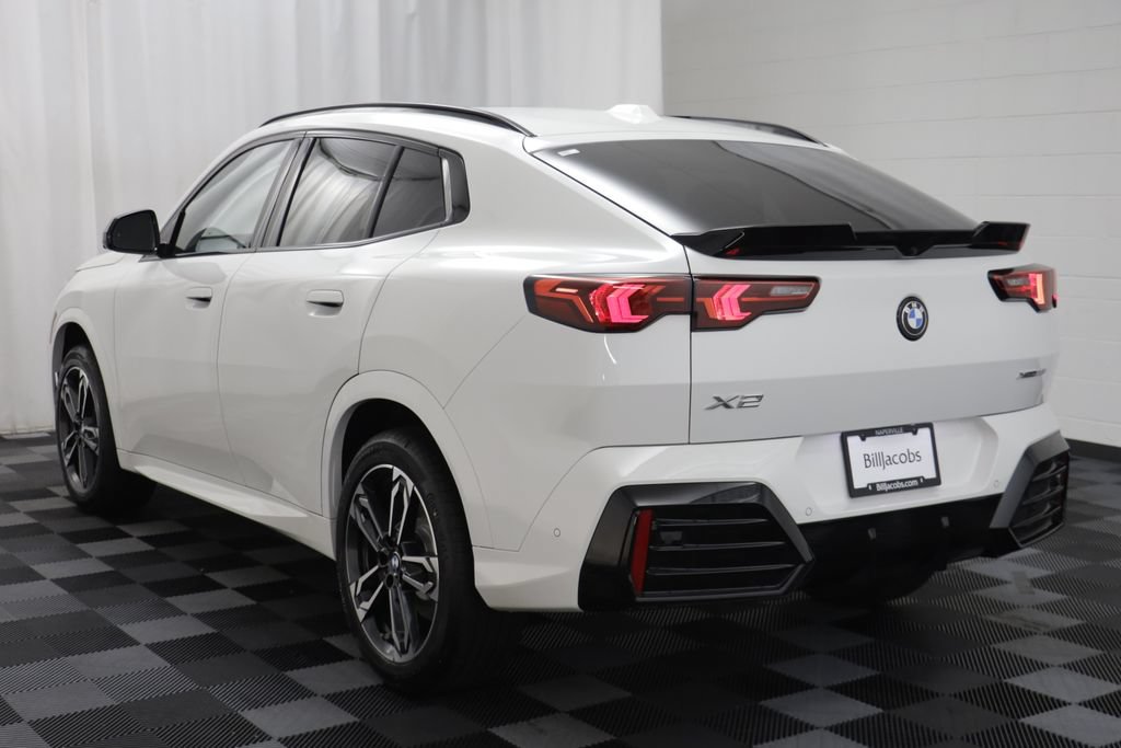 New 2026 BMW X2 xDrive28i w/ Technology Package AWD/4WD image 15
