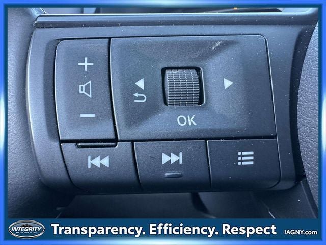 Certified 2024 Nissan Pathfinder SV image 31