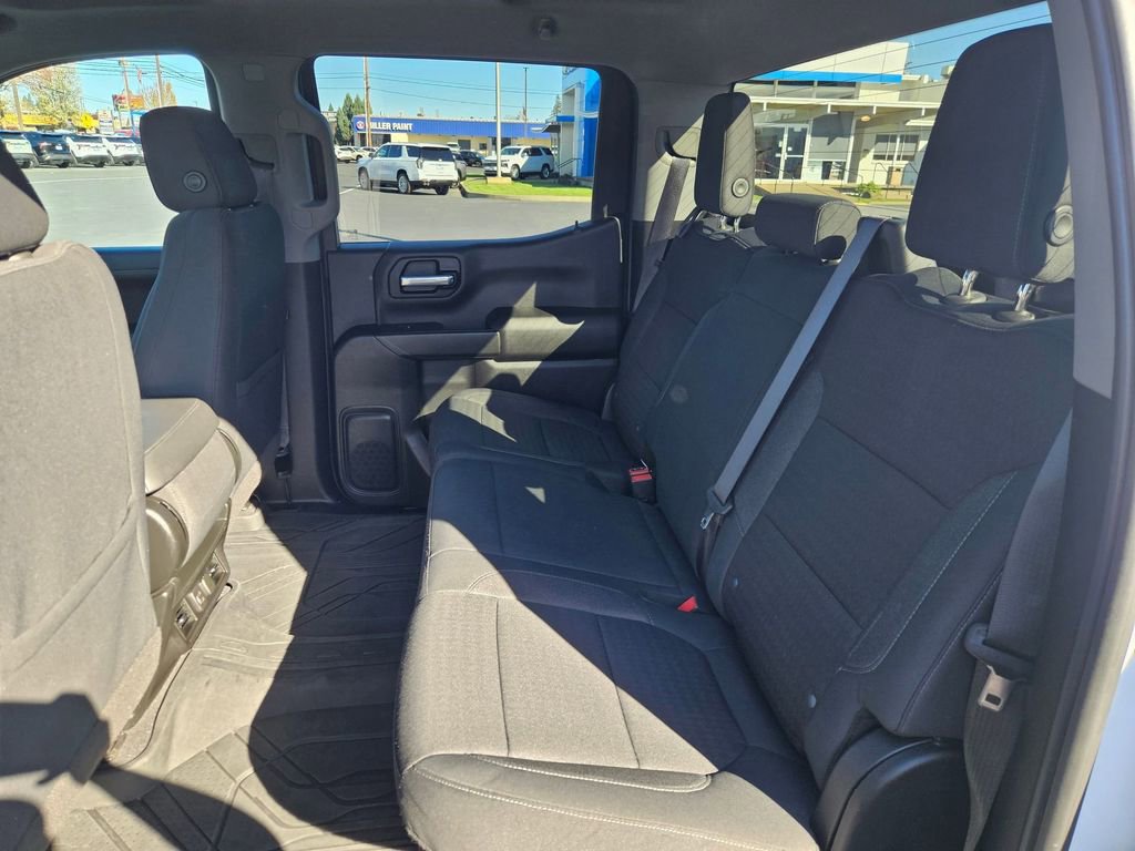 Used 2021 Chevrolet Silverado 1500 LT AWD/4WD image 24