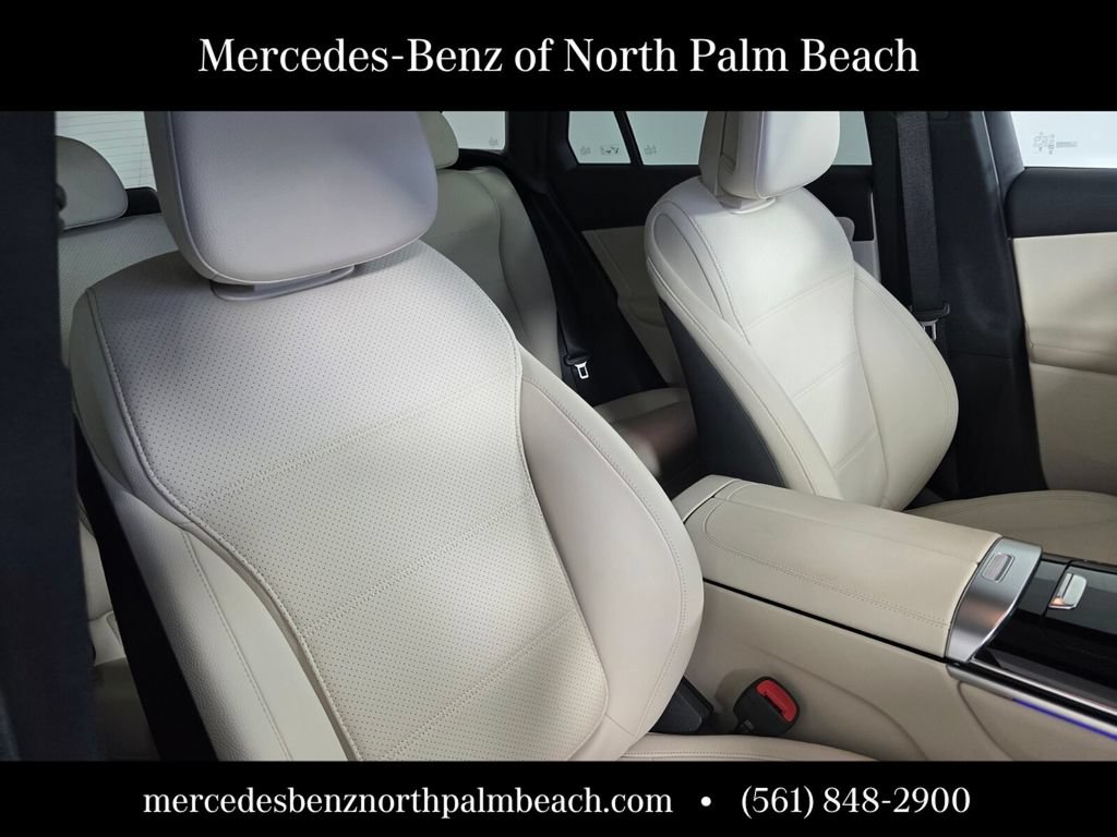 Certified 2026 Mercedes-Benz GLC 300 image 29