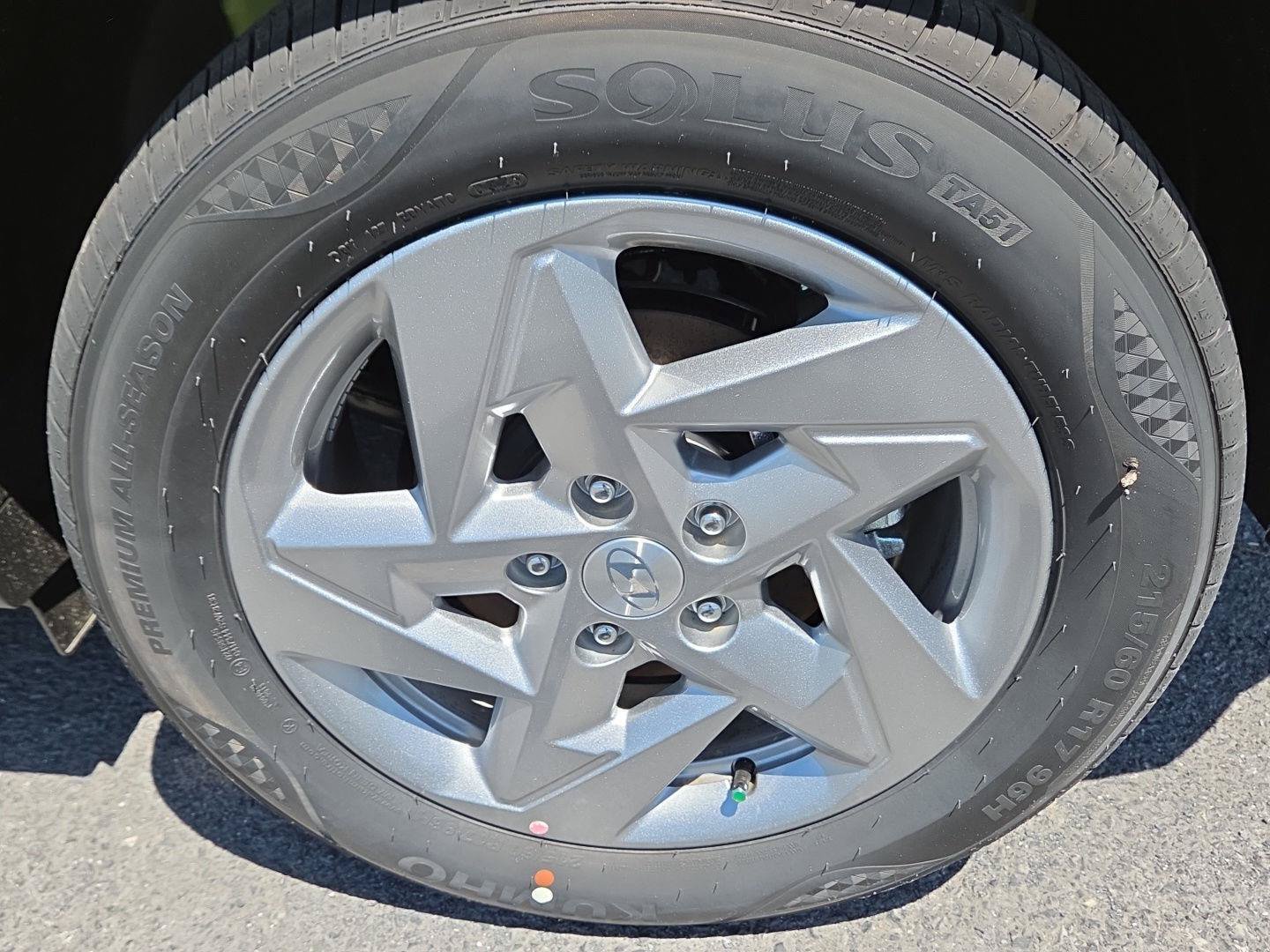 New 2026 Hyundai Kona SE FWD image 6