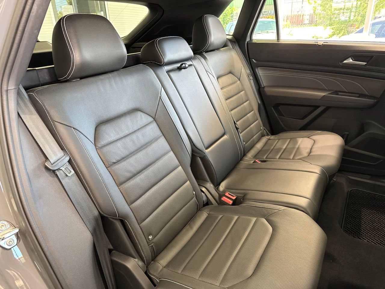 Used 2023 Volkswagen Atlas Cross Sport SEL Premium R-Line AWD/4WD image 44