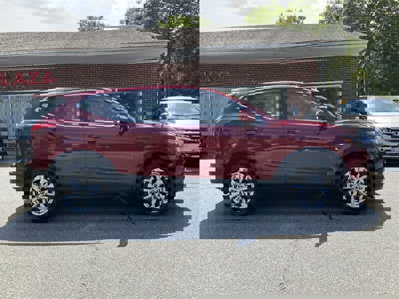 Used 2019 Nissan Rogue Sport S w/ Appearance Package image 4