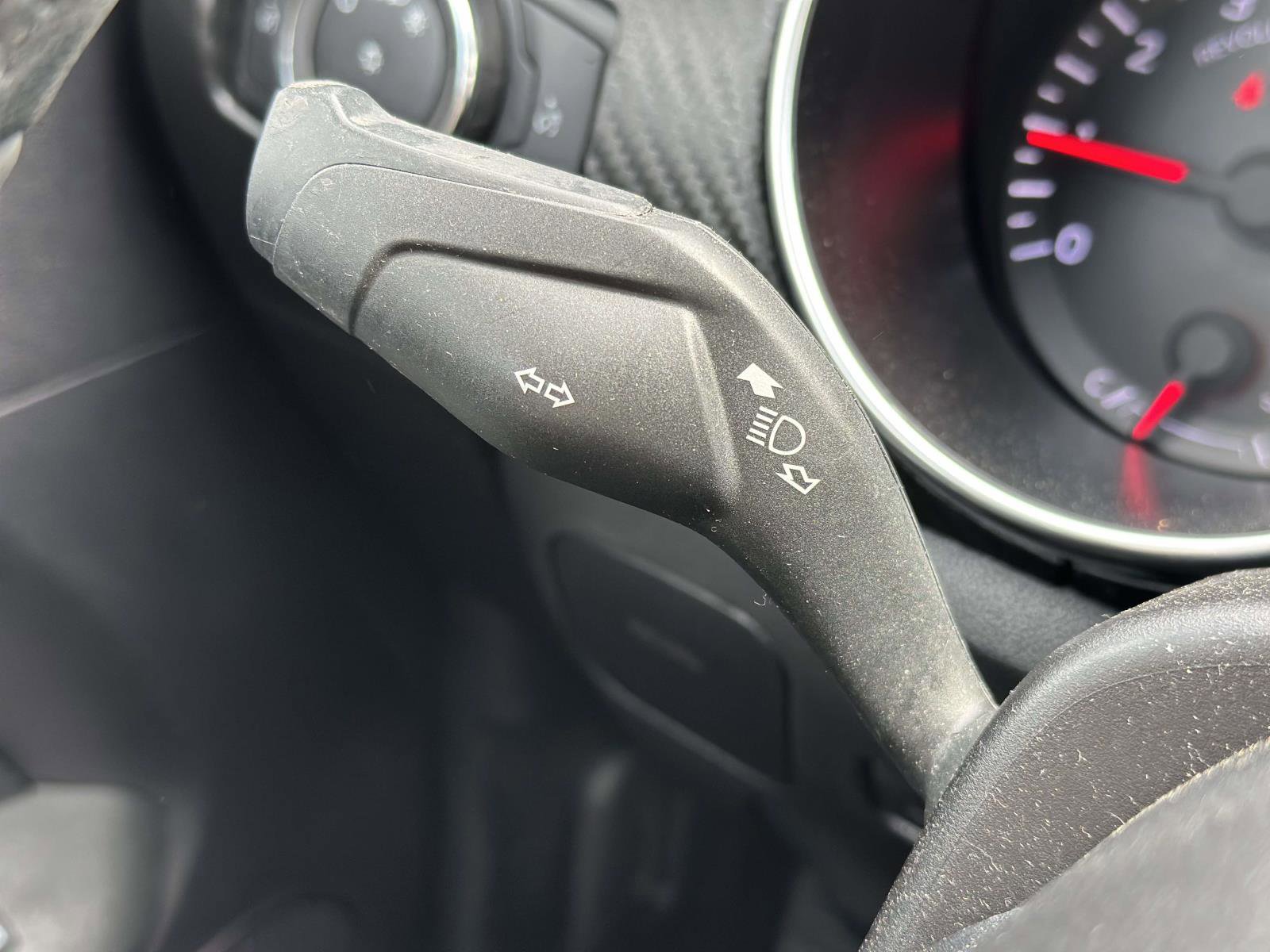 Used 2019 Ford Mustang Coupe RWD image 19