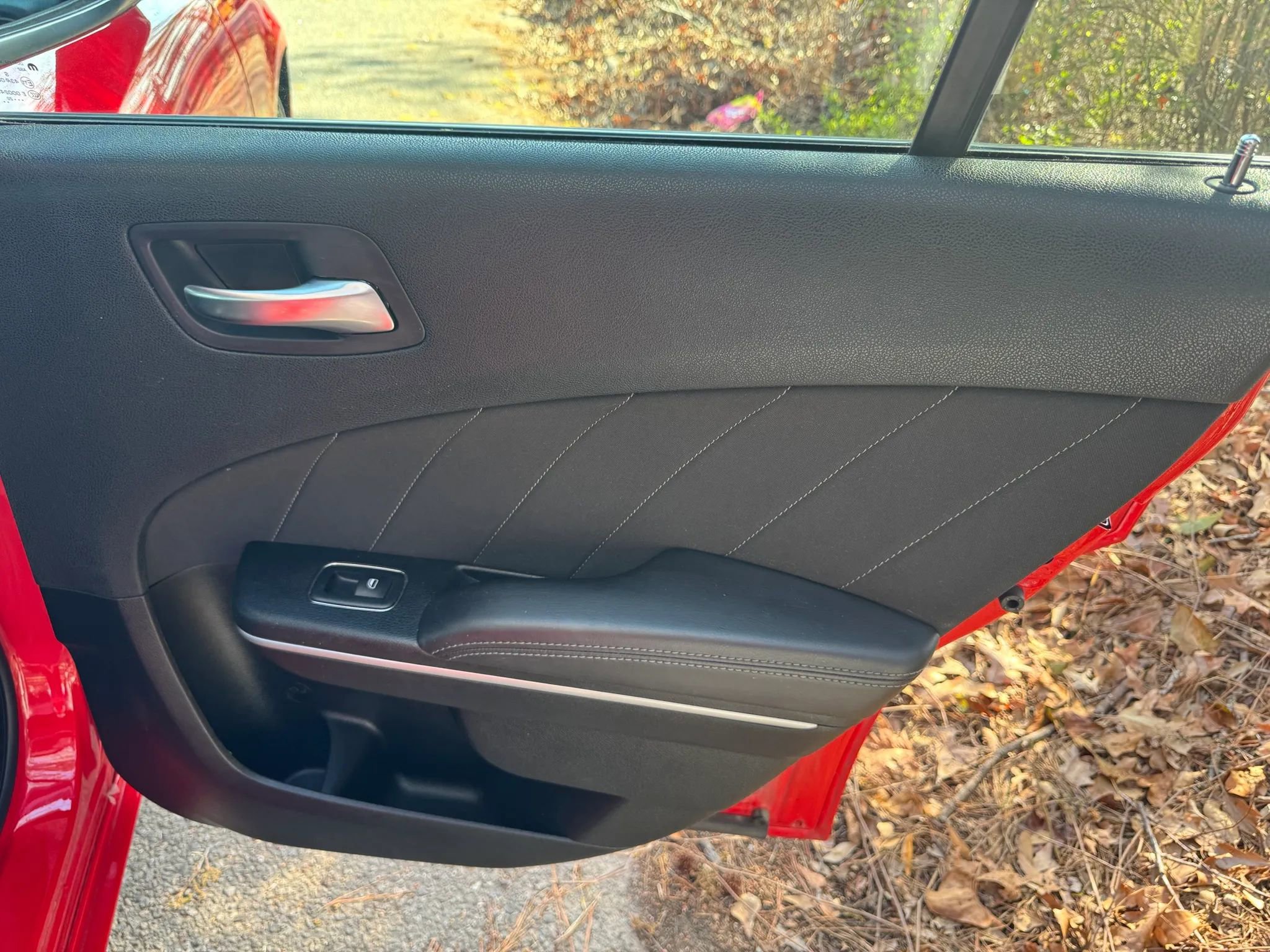 Used 2022 Dodge Charger SXT image 9