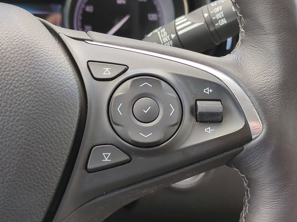 Used 2020 Buick Envision Essence w/ Experience Buick Package image 26