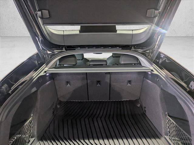 Used 2025 Audi A6 e-tron Premium Plus w/ Premium Plus image 6