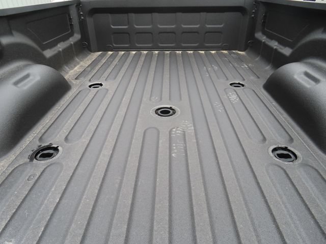 New 2026 RAM 3500 Big Horn AWD/4WD image 11