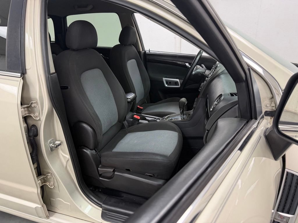 Used 2014 Chevrolet Captiva Sport LT FWD image 11