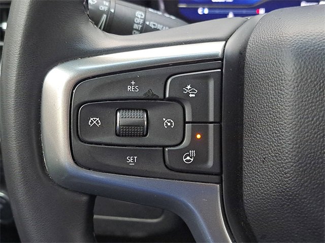 Used 2024 Chevrolet Suburban Premier image 18