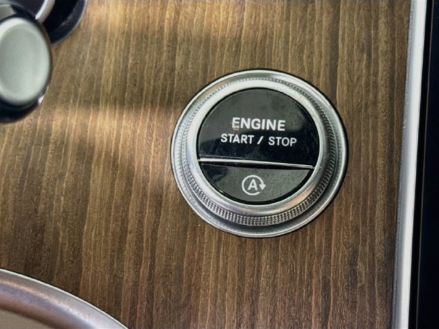 Used 2024 Mercedes-Benz C 300 Sedan image 20