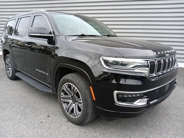 Used 2023 Jeep Wagoneer 4WD w/ Premium Group I
