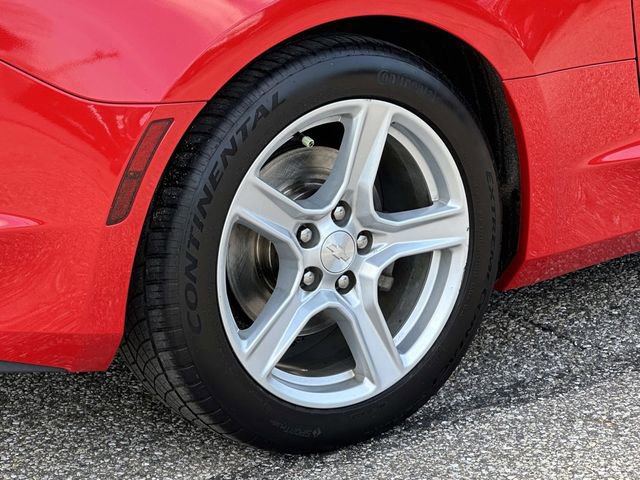 Used 2019 Chevrolet Camaro LT image 31