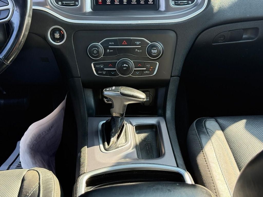 Used 2021 Dodge Charger SXT w/ Leather Interior Group RWD image 14