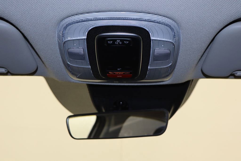 Used 2023 Hyundai Elantra SEL w/ Convenience Package FWD image 24