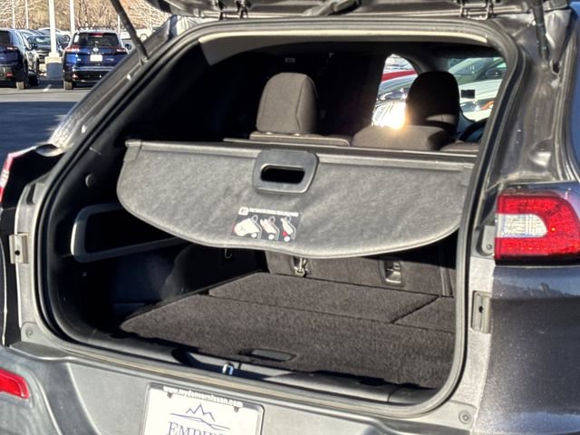 Used 2016 Jeep Cherokee Latitude w/ Cold Weather Group image 16