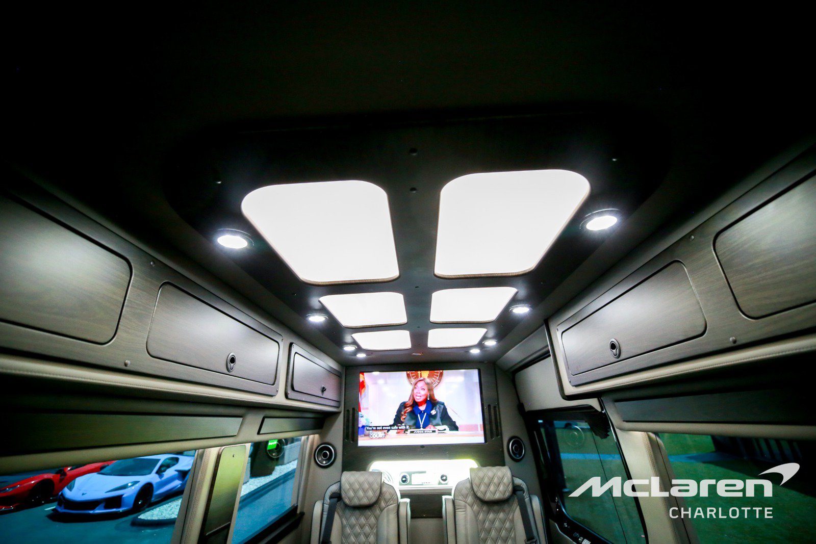 Used 2024 Mercedes-Benz Sprinter 3500 w/ Parking Package image 27