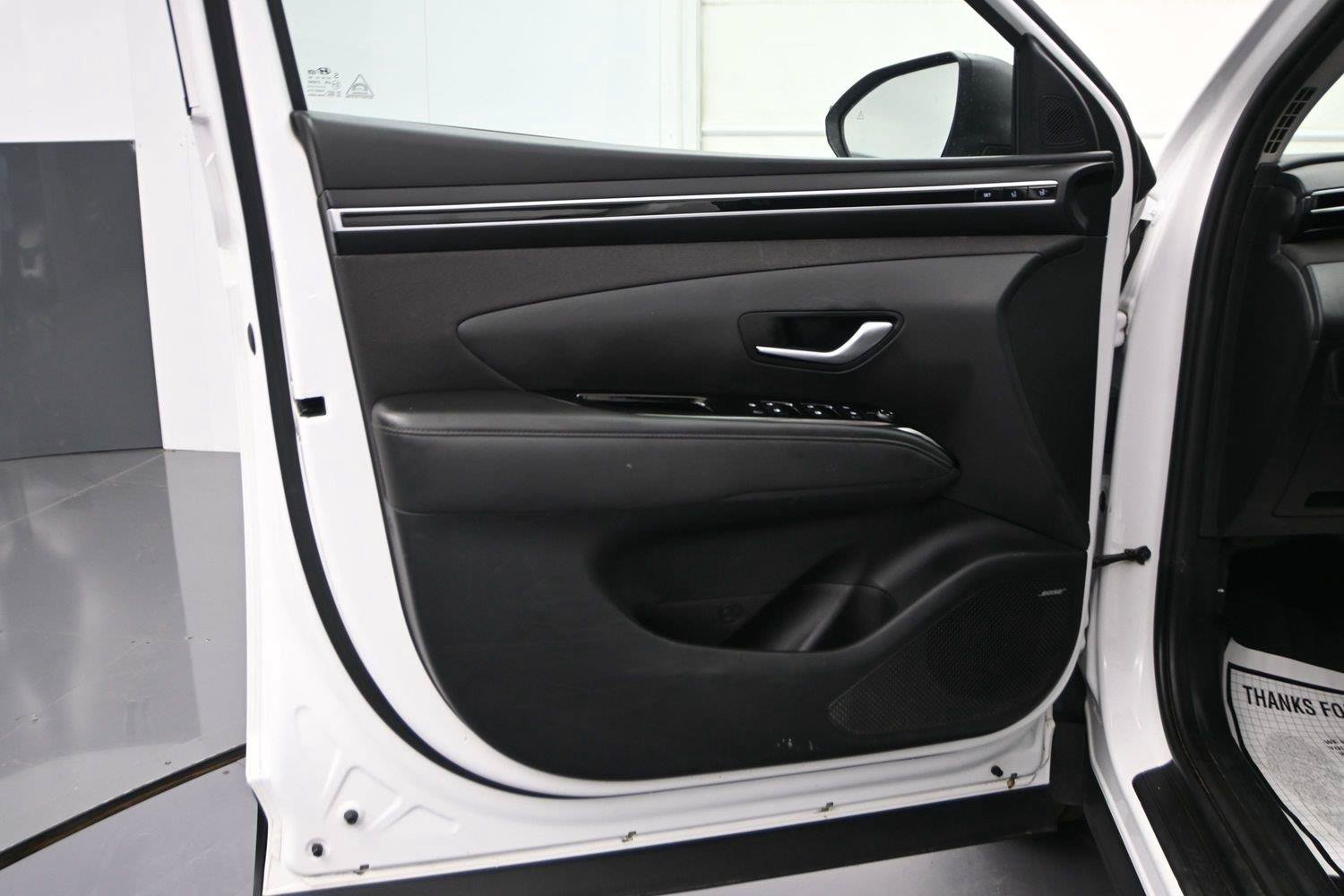Used 2023 Hyundai Tucson Limited AWD/4WD image 8