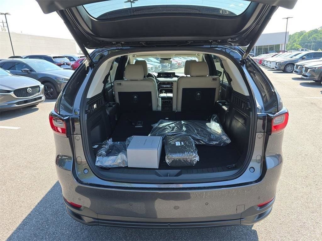 Used 2025 MAZDA CX-90 3.3 Turbo w/ Preferred Package image 5
