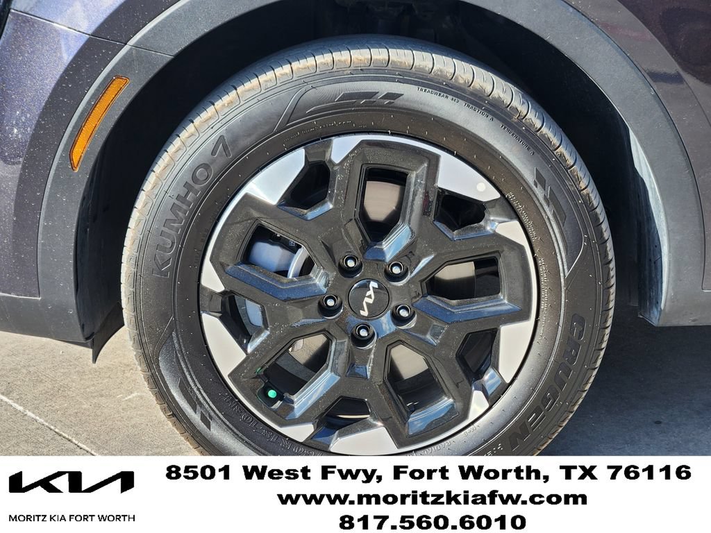 Certified 2025 Kia Sorento S AWD/4WD image 9