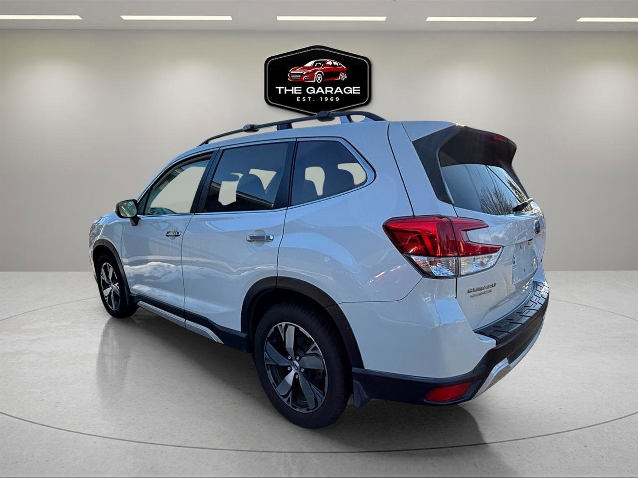 Used 2019 Subaru Forester Touring w/ Popular Package #3 image 2