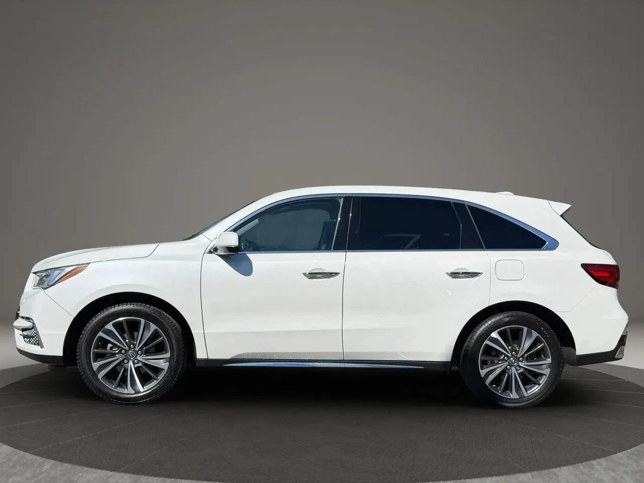 Used 2020 Acura MDX SH-AWD w/ Technology Package image 8