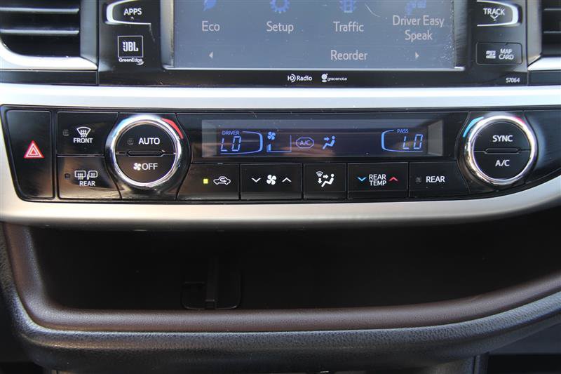 Used 2014 Toyota Highlander Limited FWD image 34