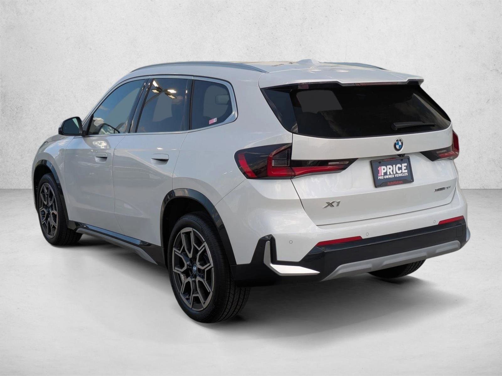 Used 2026 BMW X1 xDrive28i w/ Technology Package AWD/4WD image 8
