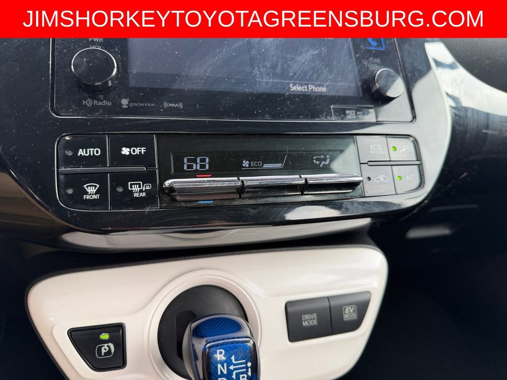 Used 2016 Toyota Prius Three FWD image 19