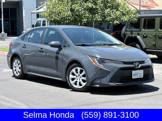 Used 2025 Toyota Corolla LE FWD image 2