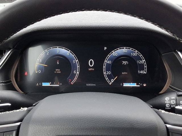 Used 2025 Jeep Grand Cherokee L Laredo w/ Luxury Tech Group I AWD/4WD image 21