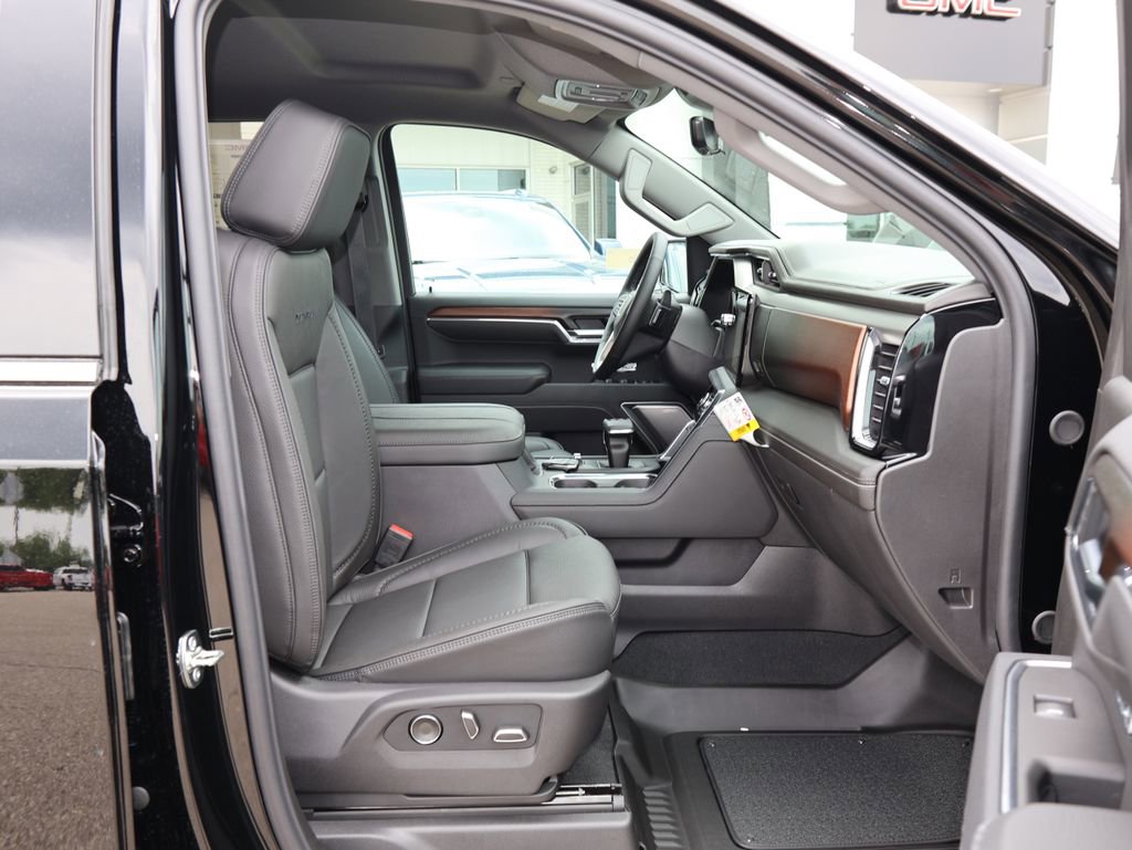 New 2026 GMC Sierra 1500 Denali w/ Technology Package AWD/4WD image 31