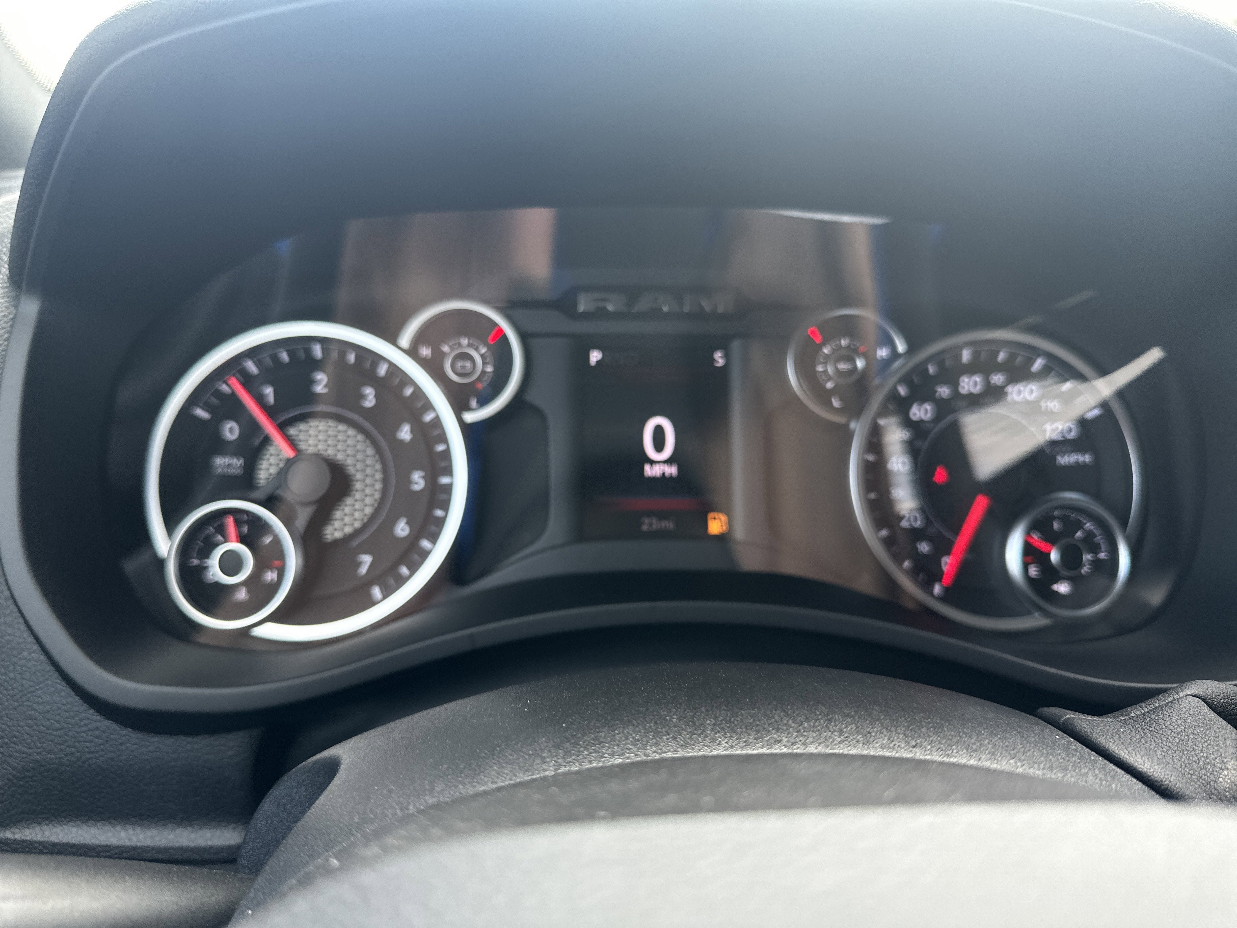 New 2026 RAM 2500 Big Horn AWD/4WD image 40