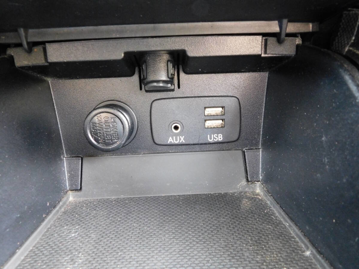 Used 2017 Subaru Legacy 2.5i Limited w/ Popular Package #4 image 15