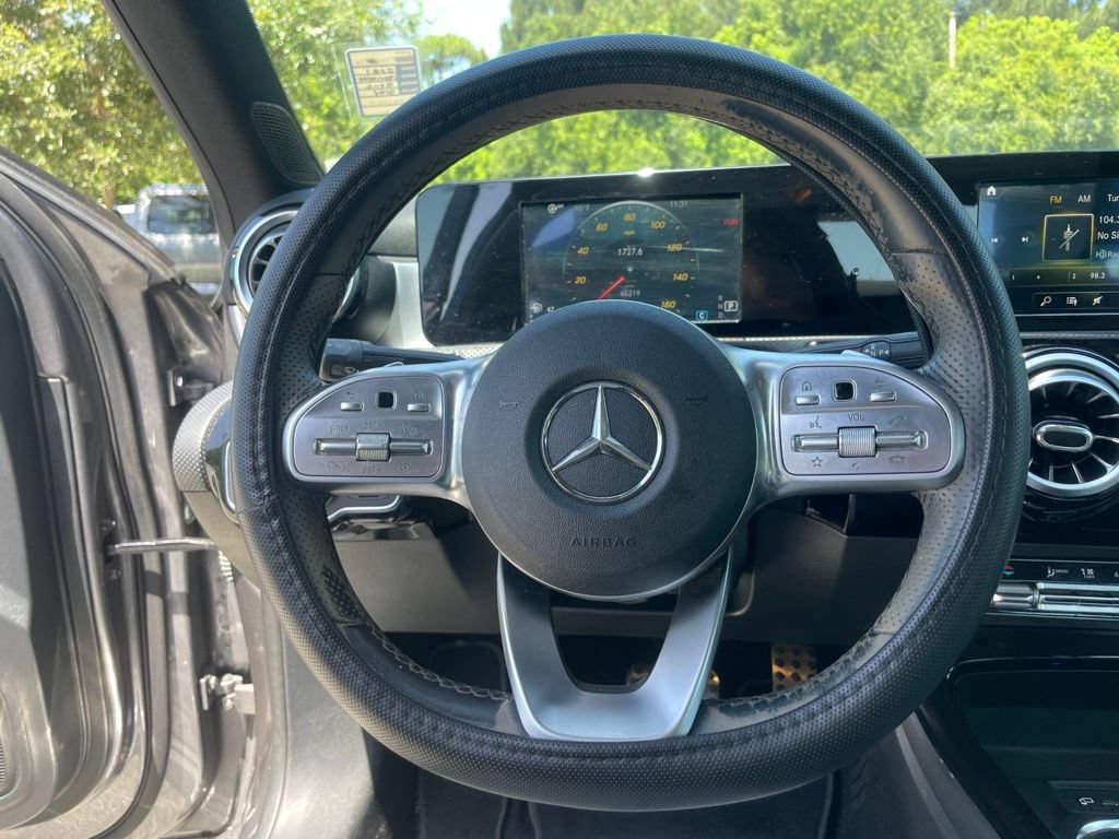 Used 2021 Mercedes-Benz A 220 image 12