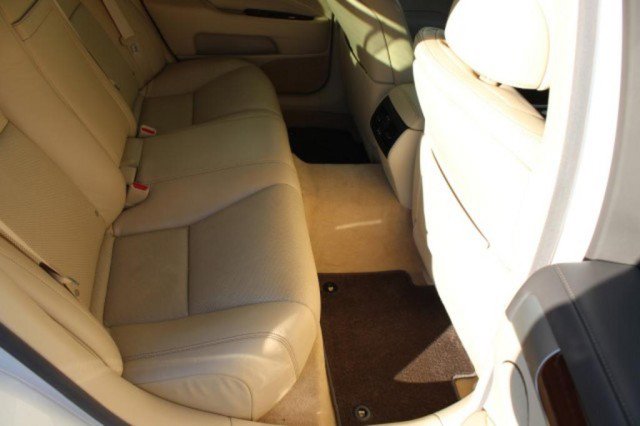 Used 2015 Lexus LS 460 w/ Comfort Package image 12