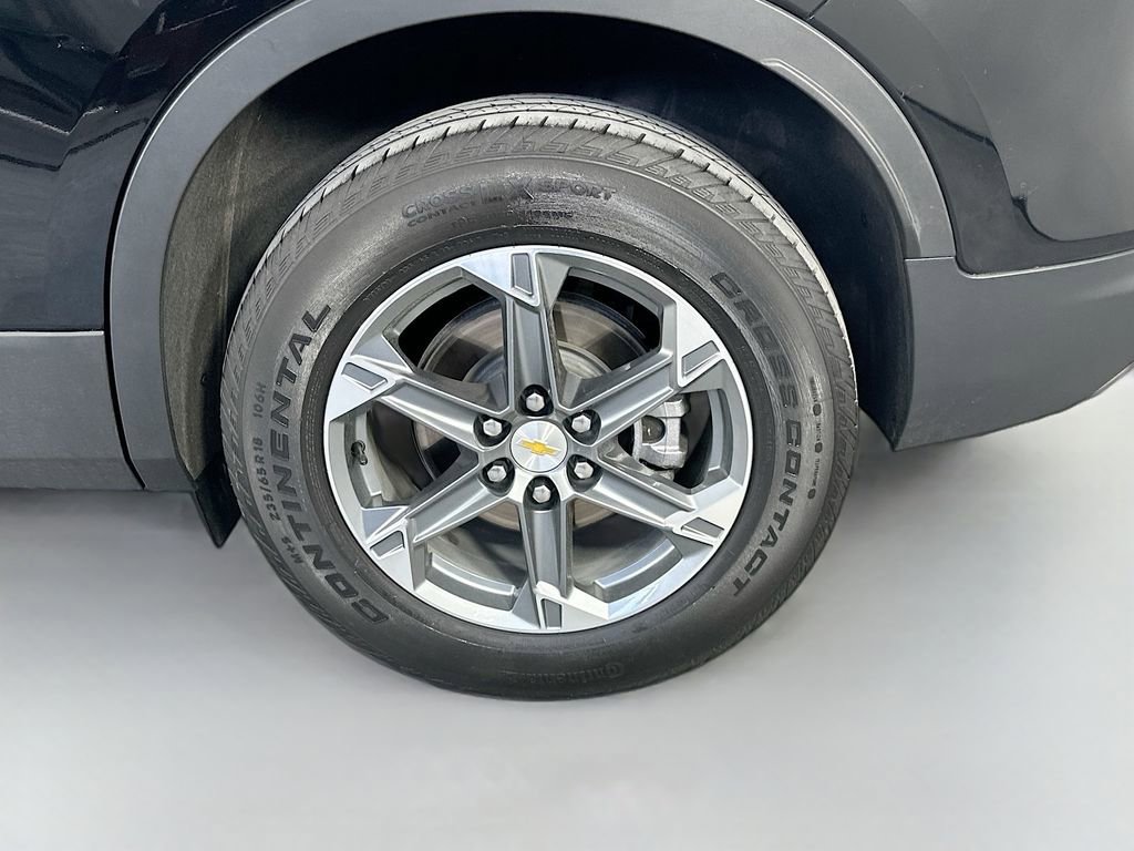 Used 2025 Chevrolet Blazer LT FWD image 33